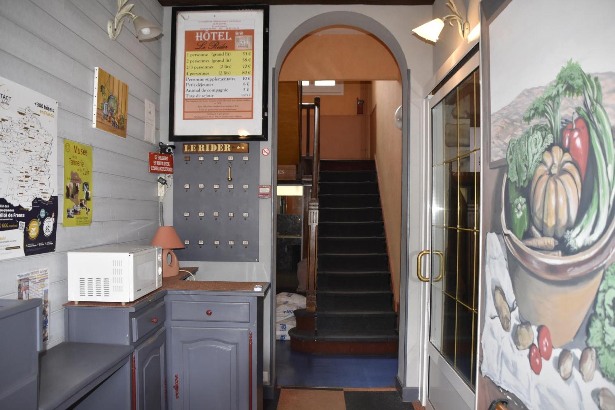 Hotel Le Rider Bort-les-Orgues Exterior foto