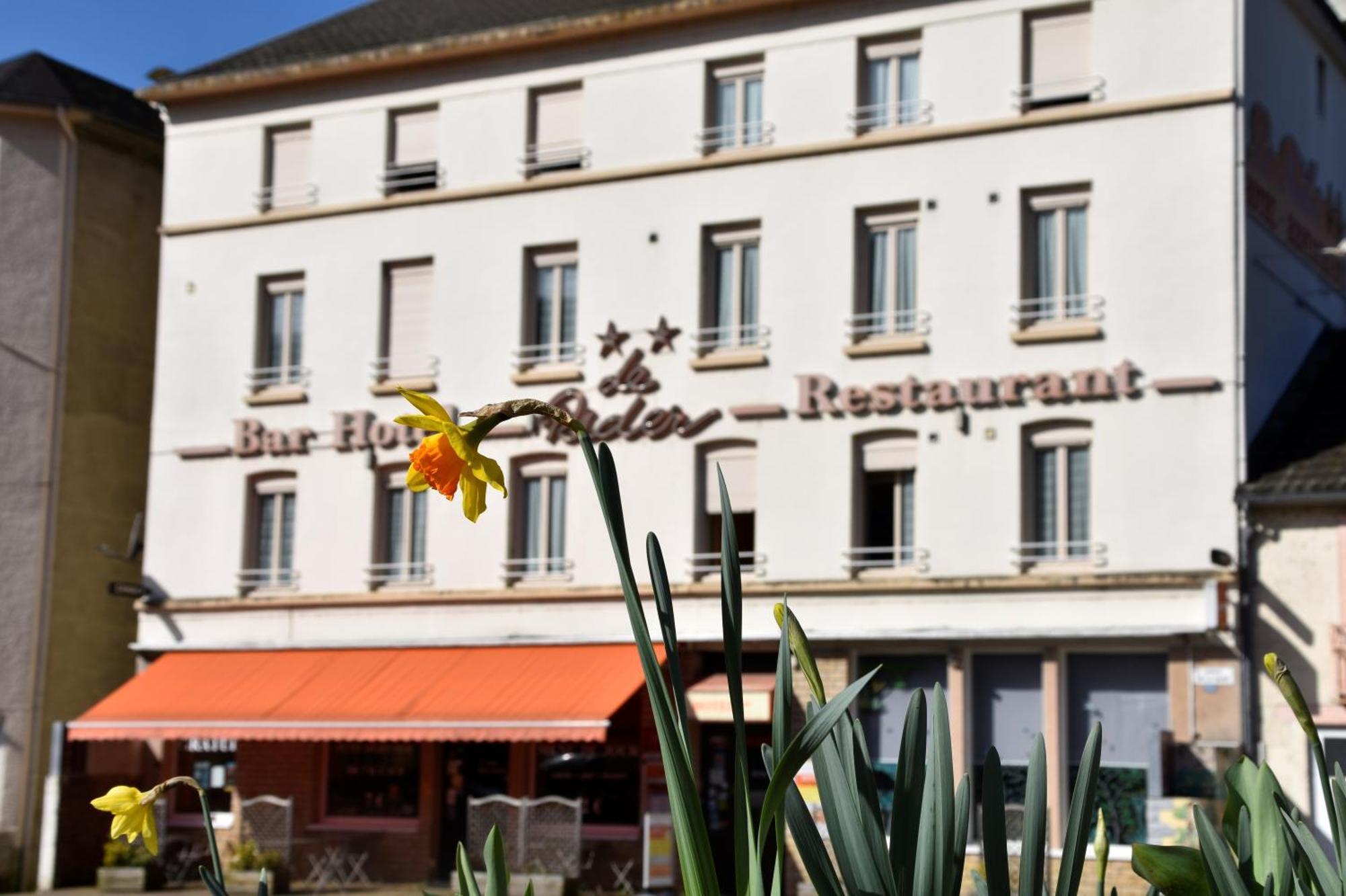 Hotel Le Rider Bort-les-Orgues Exterior foto