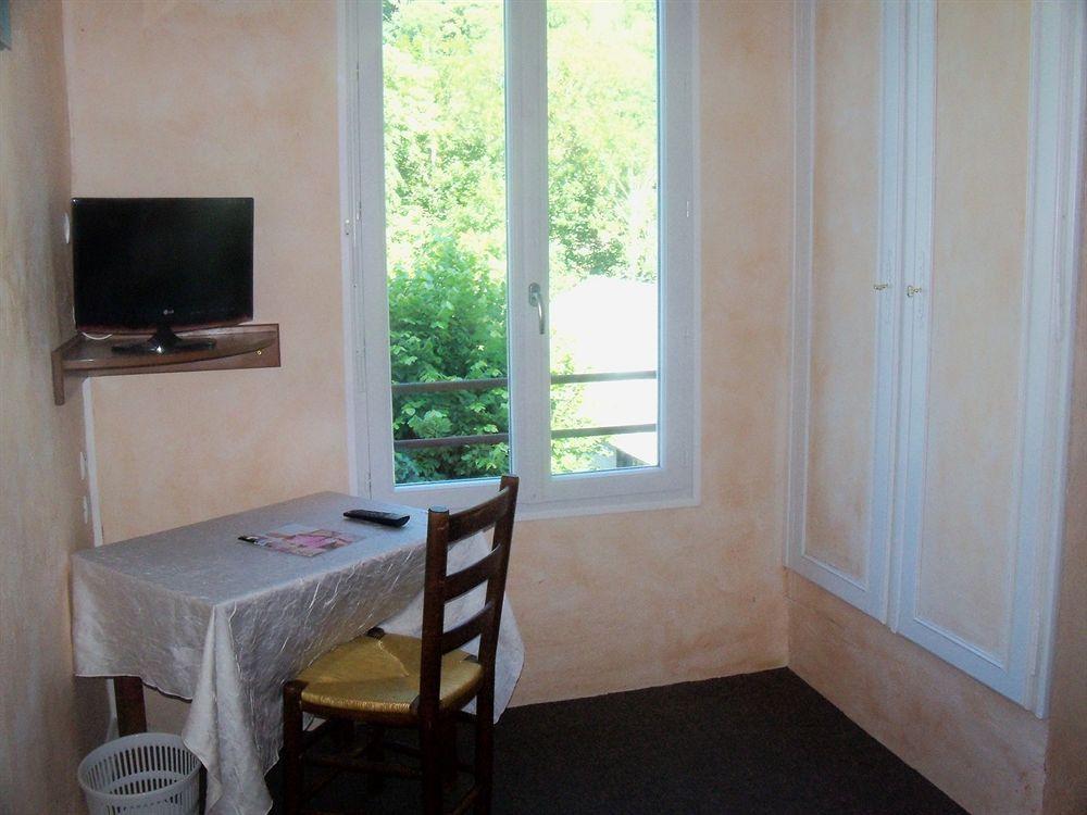 Hotel Le Rider Bort-les-Orgues Exterior foto