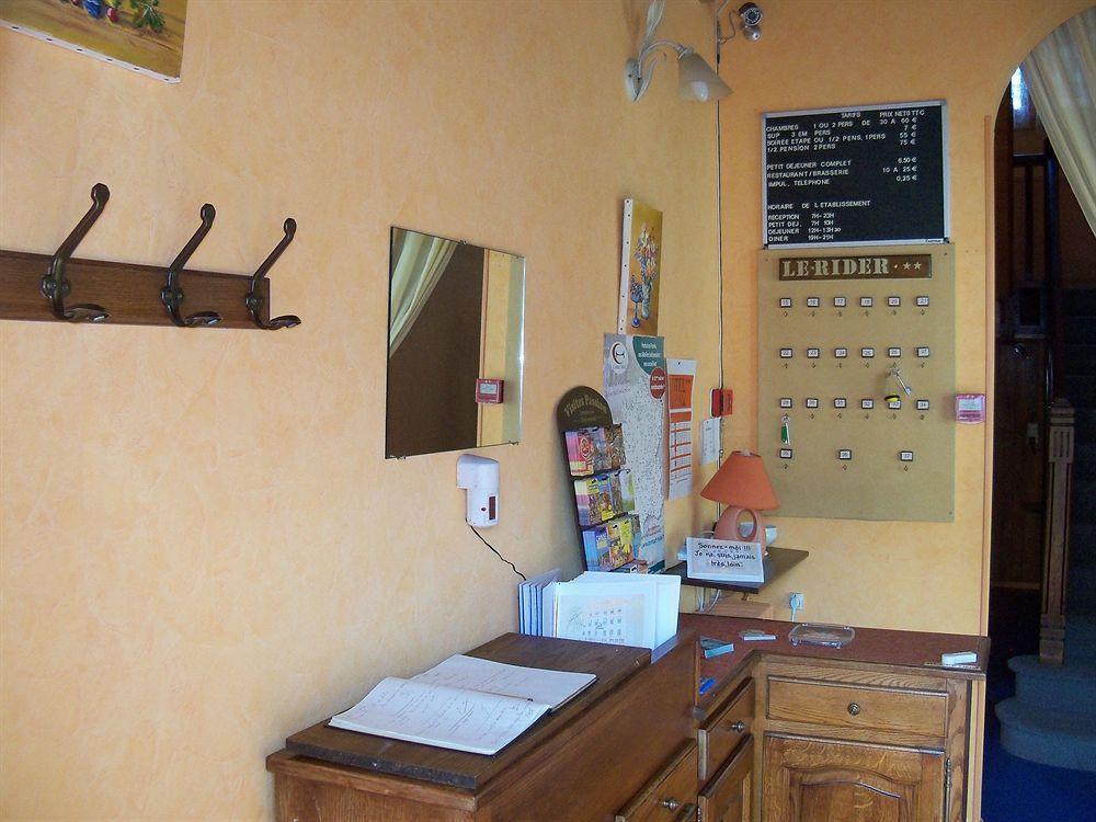 Hotel Le Rider Bort-les-Orgues Exterior foto