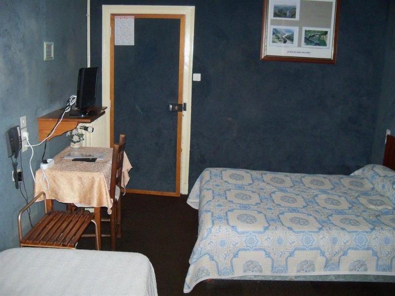 Hotel Le Rider Bort-les-Orgues Exterior foto