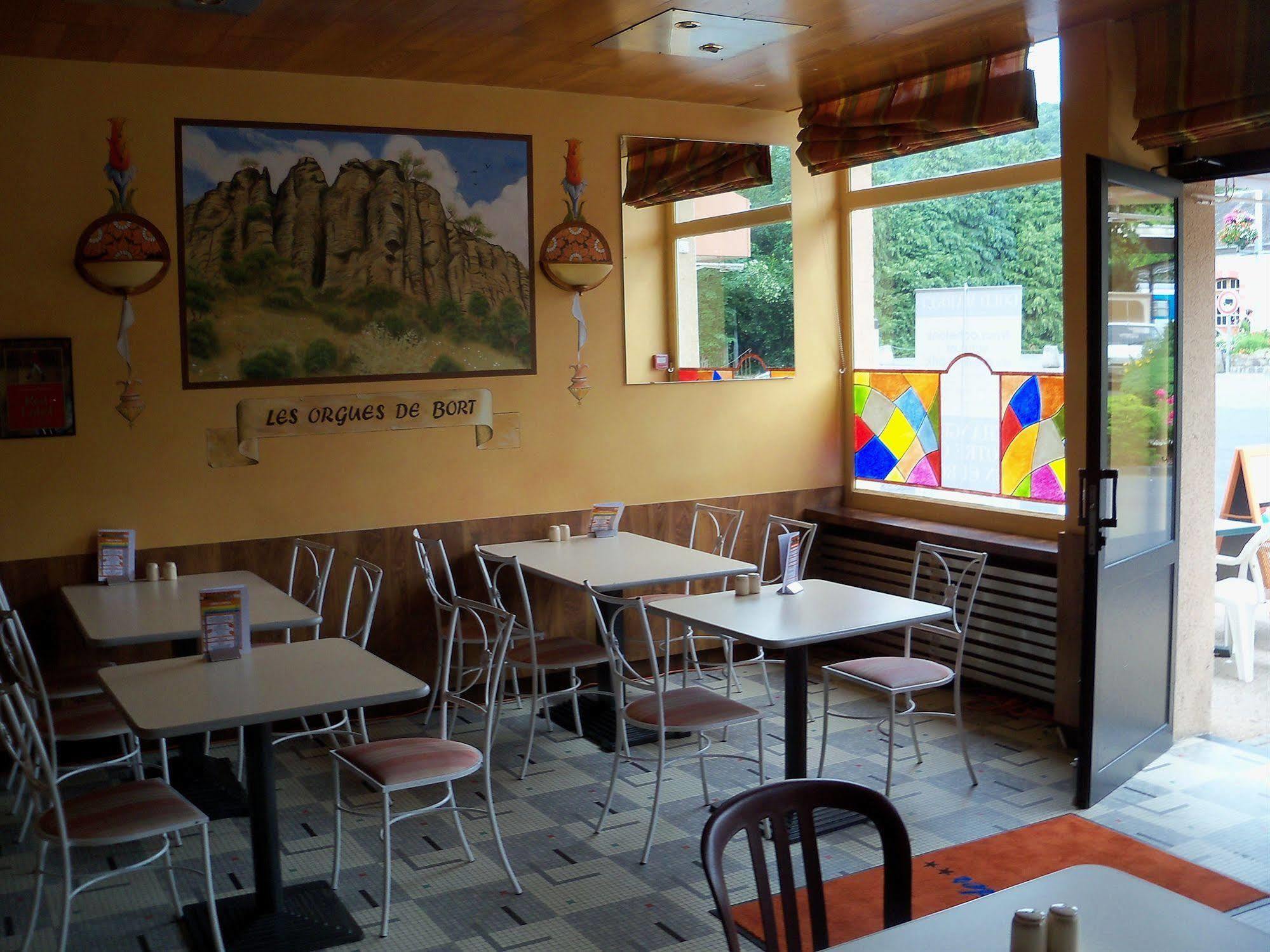 Hotel Le Rider Bort-les-Orgues Exterior foto